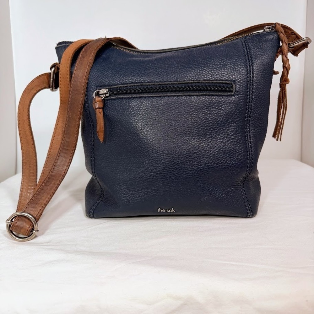 The Sak Ashland Crossbody Navy Hobo Shoulder Bag Leather Purse Distressed Worn